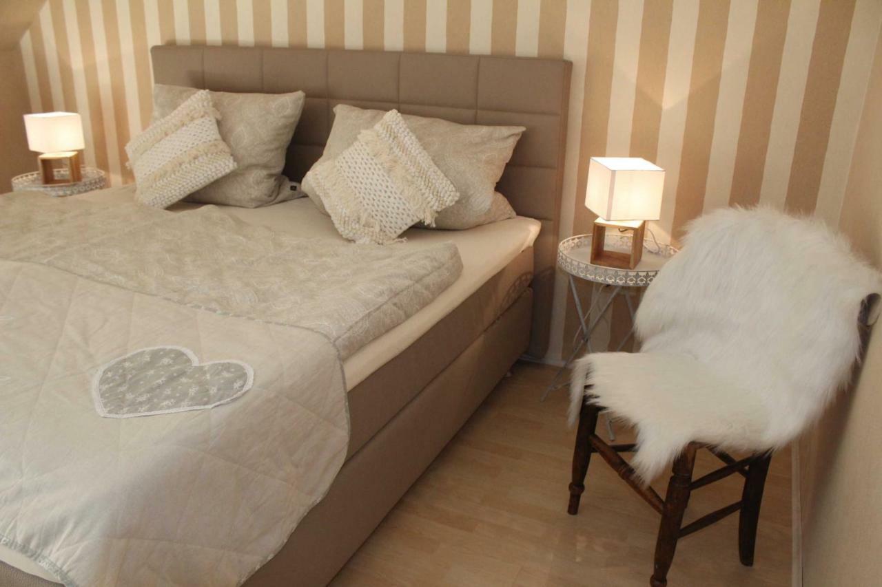 Ferienwohnung Stadtidyll มิเคลชตัดท์ ภายนอก รูปภาพ